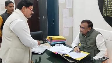 सासाराम: सासाराम में प्रभारी एडीएम ने लोगों की सुनी समस्याएं