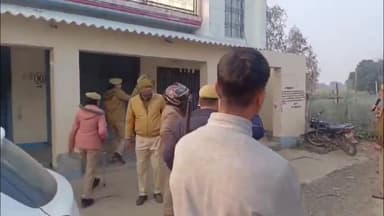 गोंडा: धानेपुर पुलिस ने गैंगस्टर एक्ट के अभियुक्तों की ₹1 करोड़ 9 लाख 41 हजार की अवैध संपत्ति और 5 मोटरसाइकिल को किया कुर्क