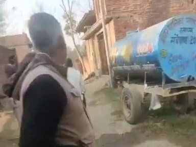 धनौरा: गजरौला के मोहल्ला अंबेडकर नगर में जमीन के विवाद में हुई मारपीट व पथराव, सूचना पर पहुंची पुलिस