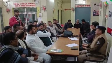 सुपौल: सरस्वती पूजा को लेकर सदर थाना परिसर में शांति समिति की बैठक, अंचलाधिकारी की अध्यक्षता में