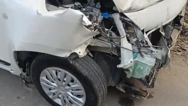 देेेवरिया: गौरी बाजार देवगांव मोड़ के समीप दो कारों की भिड़ंत, मची अफरा-तफरी, लोग बाल-बाल बचे