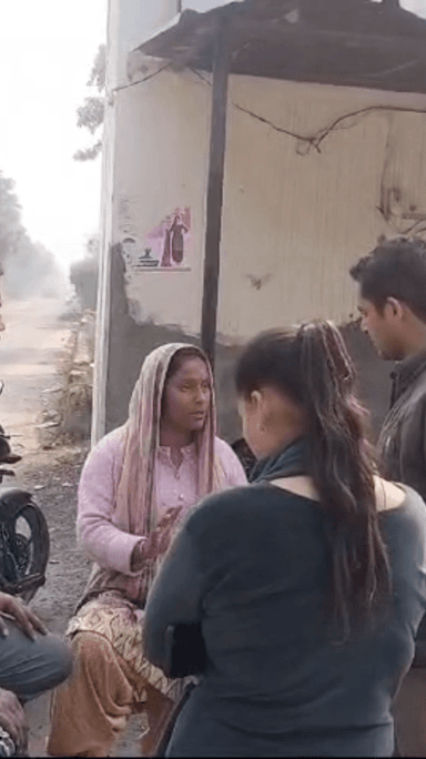 मेरठ: परतापुर में महिला के सामने घर में घुसा चोर, दिनदहाड़े 15 हजार कैश और लाखों के जेवर चुराकर भागा, पड़ोसी युवक पर शक