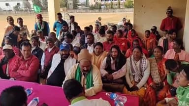 बूरमू: झारखंड में 50 लाख सदस्यों के लक्ष्य के साथ झामुमो की जिला स्तरीय बैठक बुढ़मू में संपन्न हुई