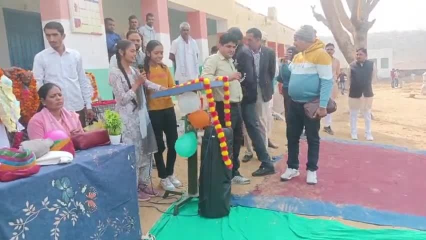 आदरणीय गुरुजी का सेवानिवृत्ति कार्यक्रम का आयोजन ग्राम बैनाथा उपाधियां में