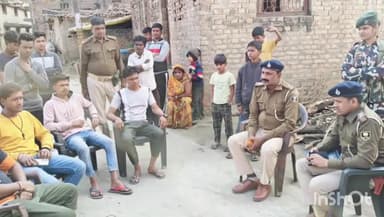 थावे: बंगरा गांव में सरस्वती पूजा को लेकर थाना प्रभारी ने शांति समिति की बैठक की