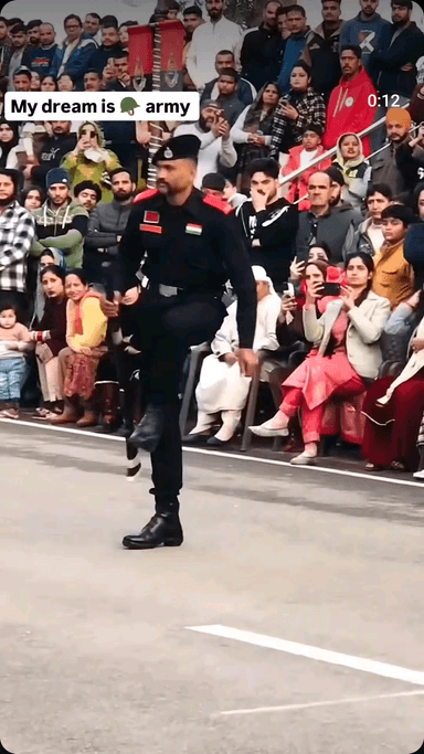 army boys 💪 Deepak Raikwar vlogs #dkbadshah #deepakraikwar #prithvipur #niwari #news