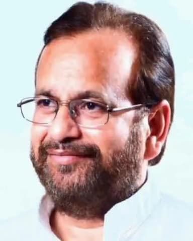 सुल्तानपुर: भाजपा जिलाध्यक्ष डॉ. आरए वर्मा ने कहा- यह बजट विकसित और आत्मनिर्भर भारत का रोड मैप है