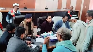 सिराथू: समाधान दिवस पर सिराथू तहसील पहुंचे जिला अधिकारी ने सुनी शिकायतें, 78 मामलों में से 5 का हुआ निस्तारण