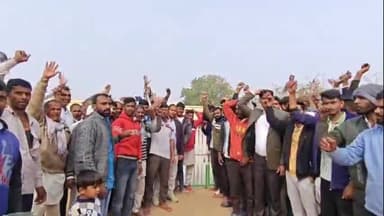 सरदारशहर: ढाणी राणासर के राजकीय सीनियर सेकेंडरी स्कूल में सिर्फ 4 शिक्षक, शिक्षकों की कमी से नाराज छात्र व ग्रामीण धरने पर बैठे