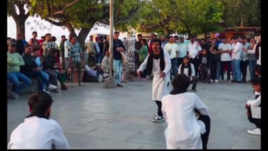 बड़गांव: जिले में फतेह सागर पर नुक्कड़ नाटक के जरिए सड़क सुरक्षा पर जागरूकता अभियान चलाया गया