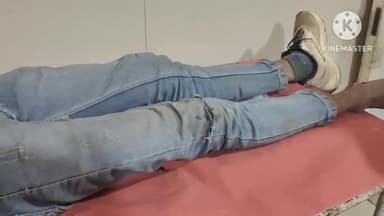 फिरोज़ाबाद: थाना रामगढ क्षेत्र नगला मिर्जा बड़ा सेलई रोड पर बुजुर्ग महिला को बचाने के प्रयास में बाइक पलटी, युवक घायल