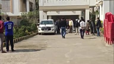 पटना ग्रामीण: गर्दनीबाग स्थित MLC आवास पर कांग्रेस नेता शकील अहमद खां के बेटे ने की आत्महत्या