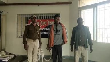 लखीसराय: महिसोना गांव से तेतरहट थाना पुलिस ने वारंटी को किया गिरफ्तार, कोर्ट में पेशी के लिए भेजा गया