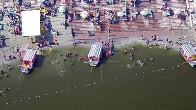 सिराथू: बसंत पंचमी के मौके पर गंगा नदी कड़ा के कुबरी घाट पर श्रद्धालुओं की पुलिस ने ड्रोन कैमरा से की निगरानी