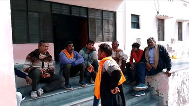 भदोही: सुरियावां कोतवाली के बीरभद्रपट्टी में विवाहिता ने फांसी लगाकर आत्महत्या की