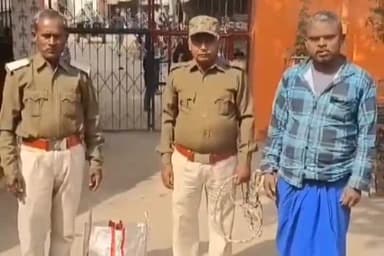 लखीसराय: बरियारपुर मुसहरी गांव से पुलिस ने नशे में हो-हंगामा करते एक व्यक्ति को गिरफ्तार किया, लखीसराय कोर्ट में पेश किया