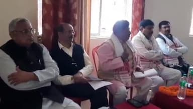 गुमला: भाजपा गुमला में संघनात्मक चुनाव की प्रक्रिया पर चर्चा, पर्यटन भवन में बैठक आयोजित