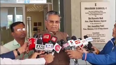 ગાંધીનગર: ટેકાના ભાવે ખરીદીને લઈને કુષિમંત્રી રાઘવજી પટેલ સ્વર્ણિમ સંકુલ એક ખાતે આપી પ્રતિક્રિયા