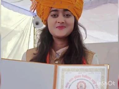 पलेरा: पलेरा निवासी शुभि तिवारी को राज्यपाल ने किया सम्मानित, नगरवासियों ने जताई खुशी