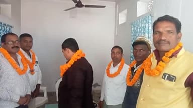फरहा नगर पैक्स अध्यक्ष पवन यादव को छः सदस्य ने किया समर्थन #News18Nawada
