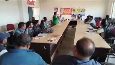 भरनो: प्रखंड कार्यालय के सभागार में फाइलेरिया उन्मूलन को लेकर हुई प्रखंड स्तरीय ब्लॉक टास्क फोर्स की बैठक