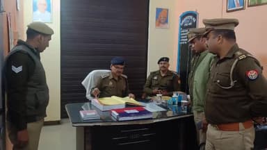 बस्ती: अपर पुलिस अधीक्षक ने क्षेत्राधिकारी सदर की मौजूदगी में पुरानी बस्ती थाने का किया आकस्मिक निरीक्षण