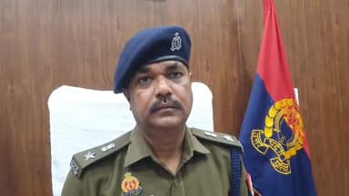 रामपुर: विदेश भेजने के नाम पर ठगी के आरोप में एक व्यक्ति गिरफ्तार, अपर पुलिस अधीक्षक ने दी जानकारी, सतर्क रहने की दी सलाह