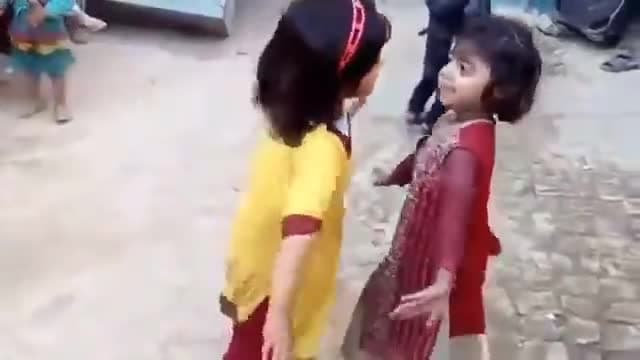 अरविंद केजरीवाल पार्टी को निपटाने के बाद बांसुरी स्वराज और स्वाति मालीवाल
#DelhiElectionResults #दिल्ली_विधानसभा