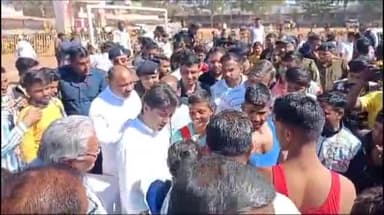 शिवपुरी नगर: पोलो ग्राउंड में आयोजित 'सांसद खेल महोत्सव' में केंद्रीय मंत्री ज्योतिरादित्य सिंधिया हुए शामिल