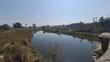 देवी रोड ईशन नदी पुल की तरह ईशन नदी के हालात #ईशन_बचाओ_अभियान