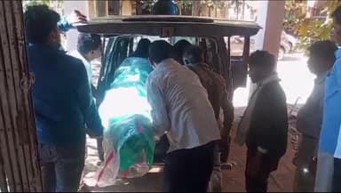 भरनो: डोम्बा टंगरा के पास टाटा मैजिक और बुलेट बाइक की टक्कर में लापुंग निवासी की मौत