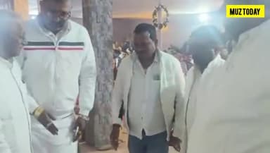 गोपीधनवत पंचायत के पैक्स अध्यक्ष प्रमोद कुमार सिंह की माता के श्राद्ध कार्यक्रम में शामिल हुए कई लोग