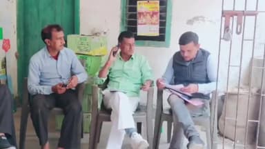 दनियावां: पैक्स की नव निर्वाचित कमेटी की पहली बैठक प्रखंड सहकारिता पदाधिकारी के नेतृत्व में संपन्न हुई