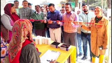 हुसैनगंज: हुसैनगंज सीएचसी में फाइलेरिया उन्मूलन कार्यक्रम का उद्घाटन