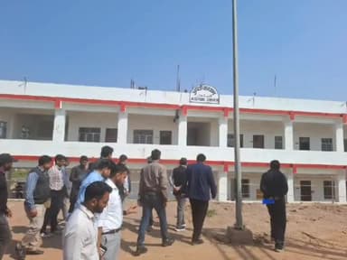 लखीसराय: DRM ने अशोक धाम रेलवे स्टेशन का किया निरीक्षण, व्यवस्थाओं का लिया जायजा