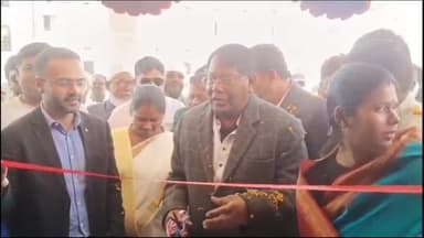 लोहरदगा: बीएस कॉलेज में डिजिटल लाइब्रेरी और कंप्यूटर प्रशिक्षण केंद्र का विधायक डॉ. रामेश्वर उरांव ने किया उद्घाटन