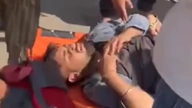 प्रयागराज: महाकुंभ मेला क्षेत्र में अचानक श्रद्धालुओं को पड़ा दिल का दौरा, उन्हें अस्पताल पहुंचाया गया