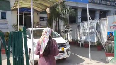 रामपुर: तहसील मिलक क्षेत्र की एक महिला ने तहसीलदार मिलक के पेशकार पर शादी का झांसा देकर यौन शोषण करने का आरोप लगाया