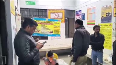 घाटमपुर में बम्बा मे गिरी कार, सेना के जवान समेत दो की मौत, दो गंभीर घायल