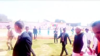 काको: मुख्यमंत्री ने काजीसराय के उत्क्रमित उच्च माध्यमिक विद्यालय का किया उद्घाटन, छात्राओं से पूछा- पढ़ती हो न?