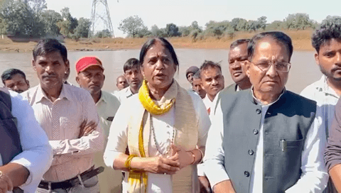 #जलसत्याग्रह #सिंगरौली जिले के बअंधा कोल ब्लॉक के विस्थापितो की समस्याओं को लेकर स्थानीय प्रभावित ग्रामीण जन  के साथ जल सत्याग्रह