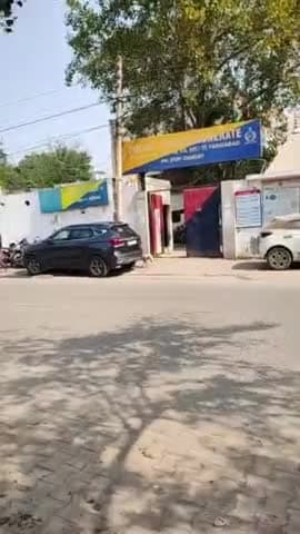 फरीदाबाद (खबर) आखिर पुलिस पर क्यों ना उठें उंगलियां।
Faridabad Police Department 
खबर जड़ से KHABAR JAD SE