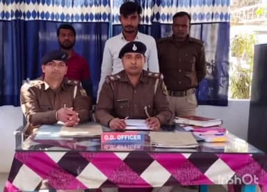 गोपालगंज: जादोपुर थाना पुलिस ने टीम पर हमला मामले में दो आरोपियों को गिरफ्तार किया, थानाध्यक्ष ने दी जानकारी
