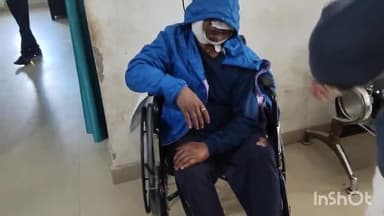 सासाराम: सासाराम के रेलवे स्टेशन पर ट्रेन की चपेट में आने से एक व्यक्ति गंभीर रूप से घायल