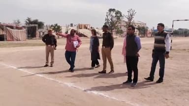 चूरू: अतिरिक्त जिला कलेक्टर व पुलिस अधिकारियों ने पुलिस लाइन मैदान में चूरू महोत्सव की तैयारियों का लिया जायजा