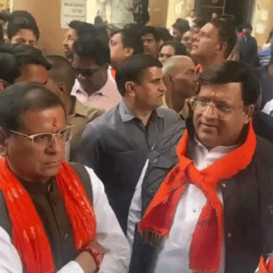 फरीदाबाद: फरीदाबाद नगर निगम चुनाव में पार्षद व मेयर प्रत्याशियों के नामांकन कार्यक्रम में मंत्रियों ने की शिरकत