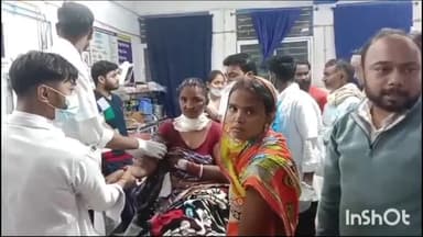 जमुई: बोझायत गांव में सनकी पुत्र ने मां को गले में चाकू मारकर किया घायल, पुलिस ने पुत्र को गिरफ्तार कर मां को भेजा अस्पताल