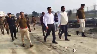 मोतिहारी: मोतीहारी के डीएम व एसपी ने मोतीझील के किनारे निर्माणधीन पथ का किया निरीक्षण