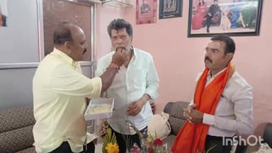 जगदलपुर: नवनिर्वाचित महापौर संजय पांडे ने बीजेपी प्रदेशाध्यक्ष और विधायक किरण देव से शांति नगर स्थित निवास में की मुलाकात