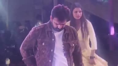 पानापुर: भोजपुरी स्टार पवन सिंह ने कोध भगवानपुर में सांस्कृतिक कार्यक्रम में लिया भाग, भीड़ उमड़ी